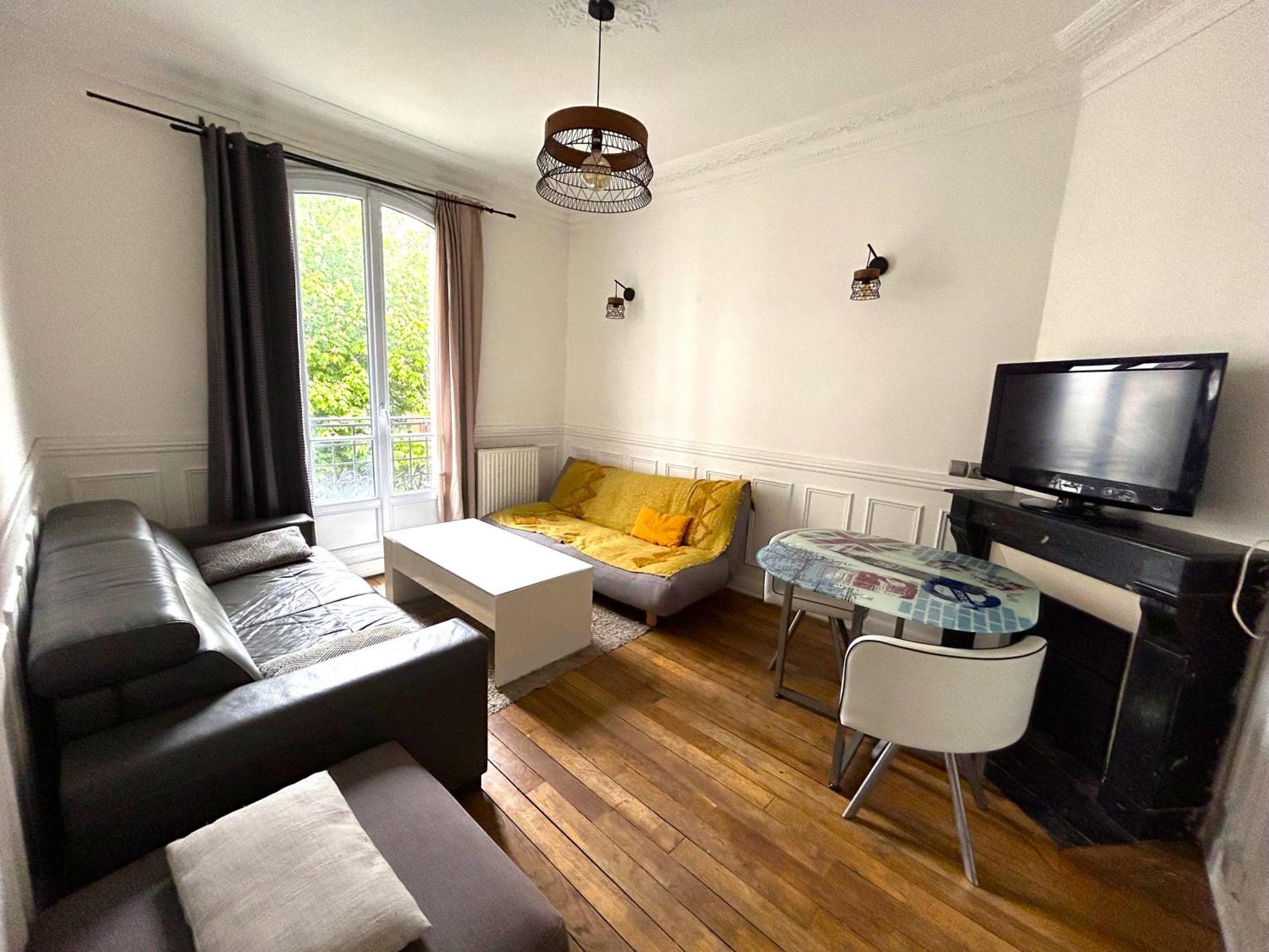 3 Pieces 60m² 18eme Proche Montmartre Apartment Paris